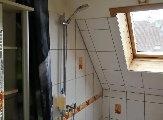 Apartamento Doppelhaushaelfte Mit Garten *